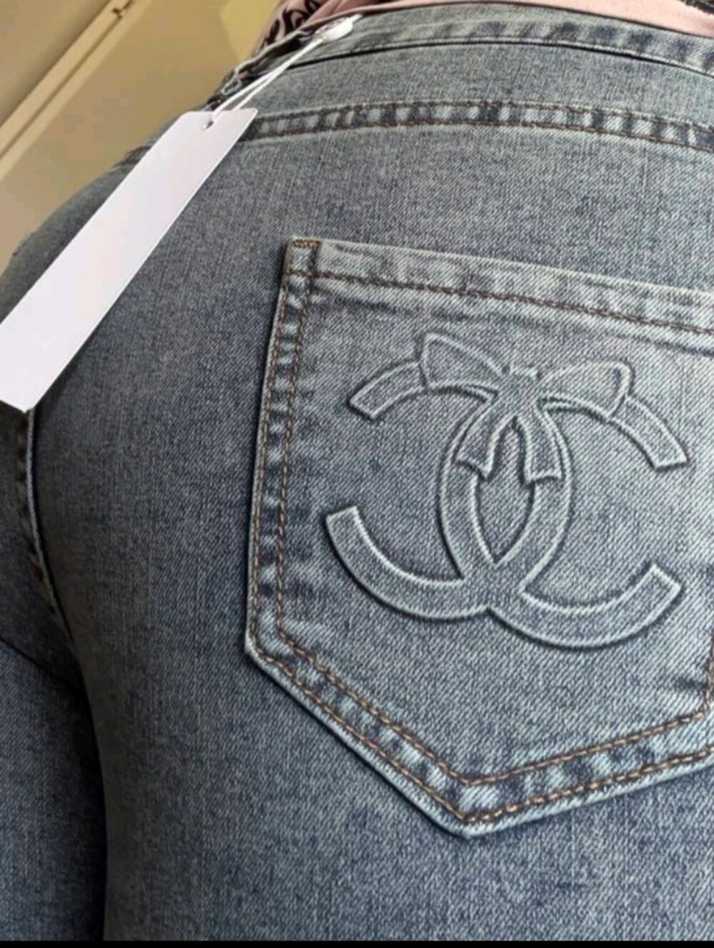 Cropped Straight CC Jeans in Faded Blue - Picture 5 of 13